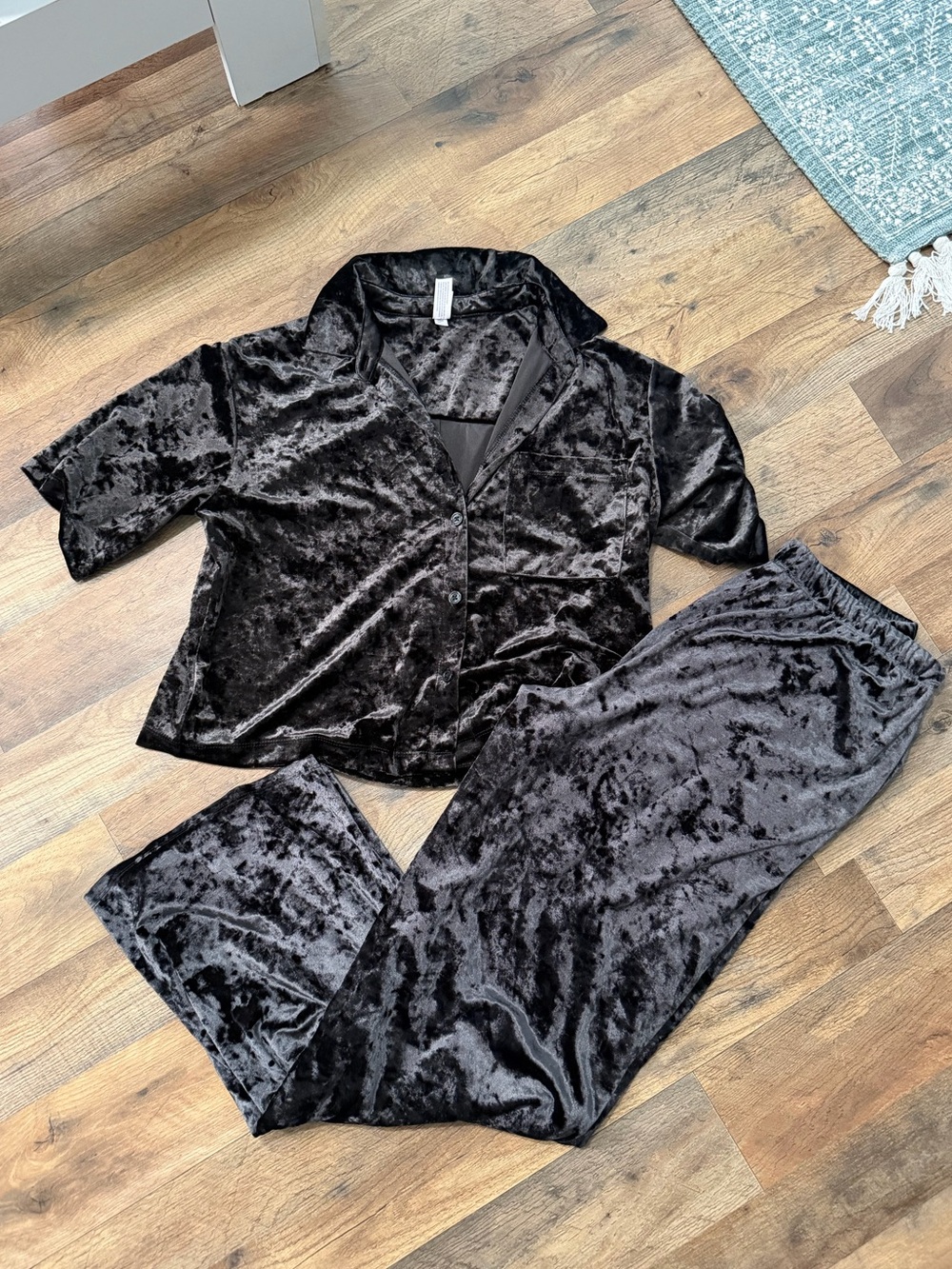 stars above Black Crushed Velvet Button-Down Pajama Lounge Set
